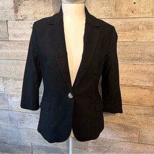 🛍️3/$30 Jules and Leopold women’s black fitted 3/4 sleeve blazer in size small